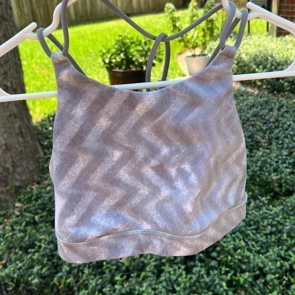 lululemon athletica gray sidesways